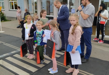 Powiększ obraz: "BEZPIECZNE WAKACJE - BĄDŹ WIDOCZNY NA DRODZE" - PIKNIK WORD W PRZEMYŚLU 