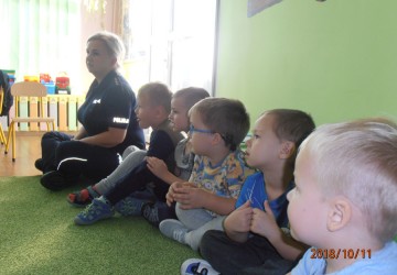 Powiększ obraz: Zajęcia edukacyjne w przedszkolu