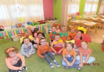 Powiększ obraz: "Pomarańczowy zawrót głowy"- Dzień Przedszkolaka u Starszaków