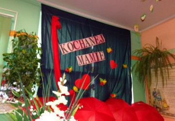 Powiększ obraz: Pokaz Mody 2014 - Dzień Matki...inaczej 