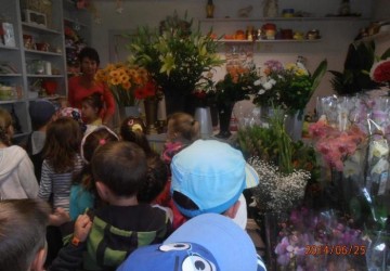 Powiększ obraz: Z wizytą w Kwiaciarni - warsztaty tworzenia kwiatowych kompozycji