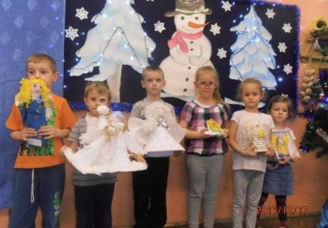 Powiększ obraz: Świąteczne Anioły w Przedszkolu - rozdano konkursowe nagrody