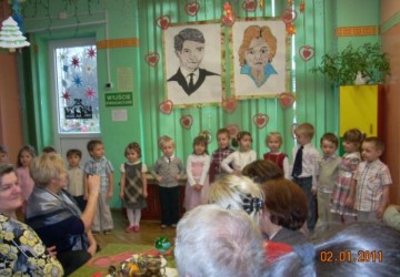 Powiększ obraz: DZIEŃ BABCI I DZIADKA -Maluszki - 15.01.2011r.